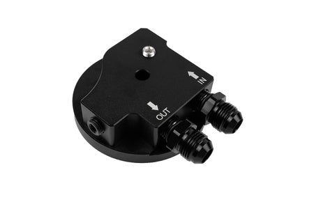 Oil filter adapter with outlet to the oil cooler for BMW engines